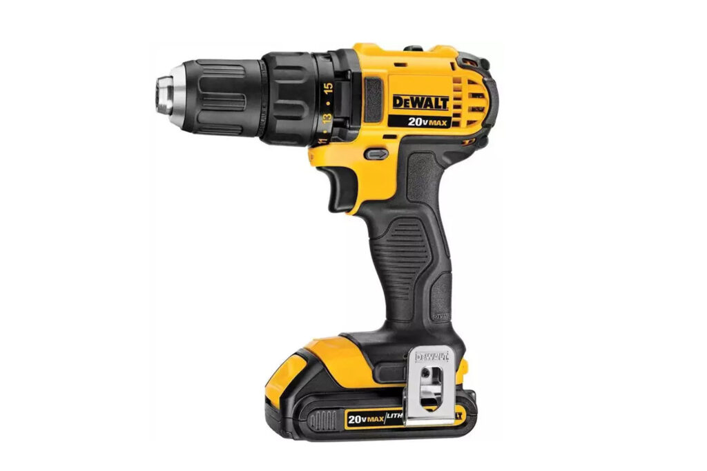 Parafusadeira e Furadeira Dewalt DCD780C2